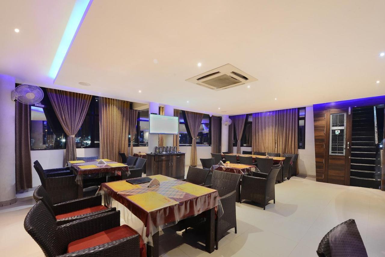 โอโย 22861 โฮเต็ล สมานวิ อินเตอร์เนชั่นแนล Hotel Belur  ภายนอก รูปภาพ